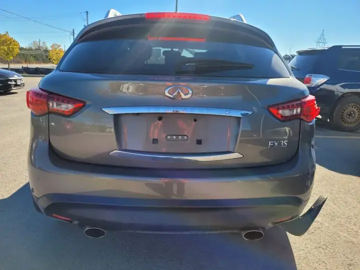 Infiniti Fx35 2010 photo 4