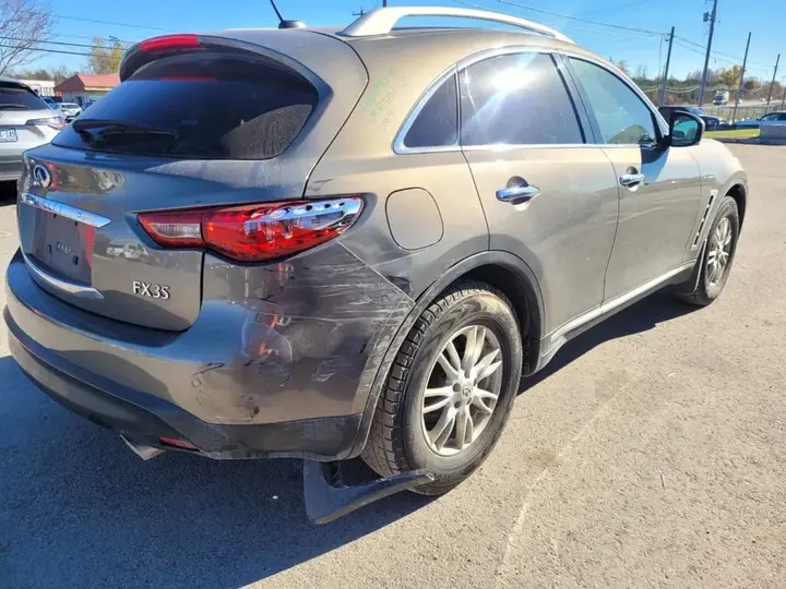 Infiniti Fx35 2010 photo 5