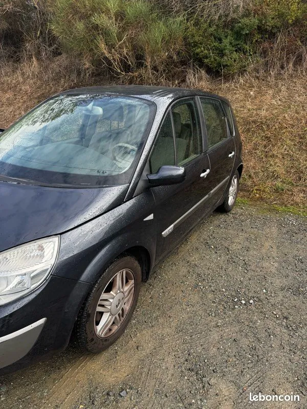 Renault Scenic 2006 photo 2