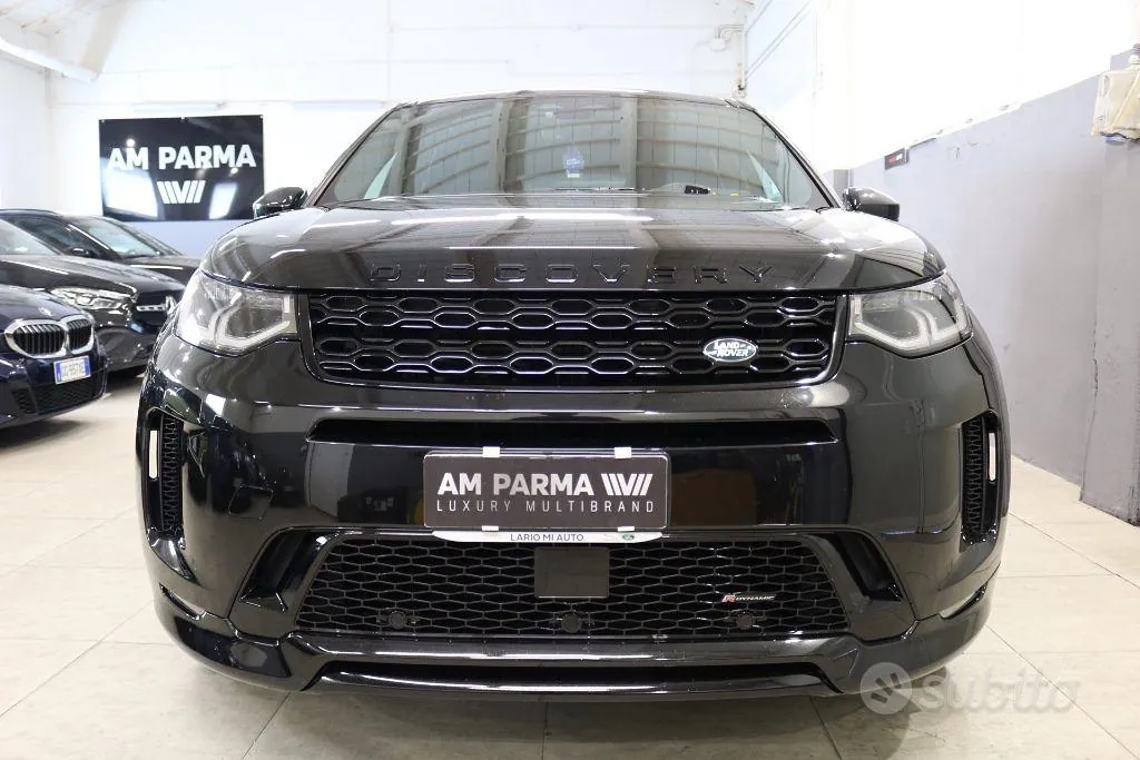 Land Rover Discovery Sport 2023 photo 2