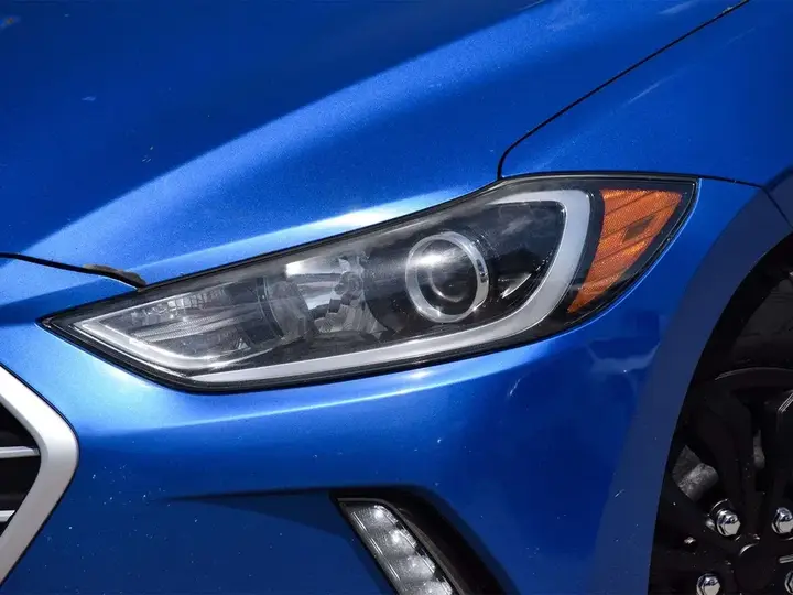 Hyundai Elantra 2018 photo 2