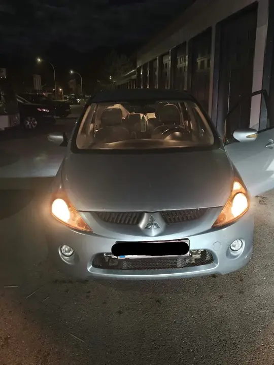 Mitsubishi Grandis