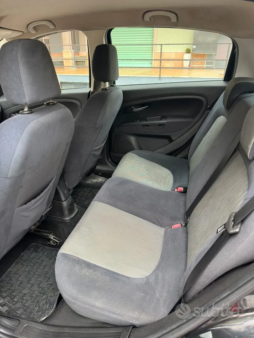 Fiat Grande Punto 2008 photo 5