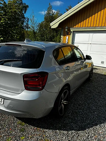 BMW 116D 2012 photo 3