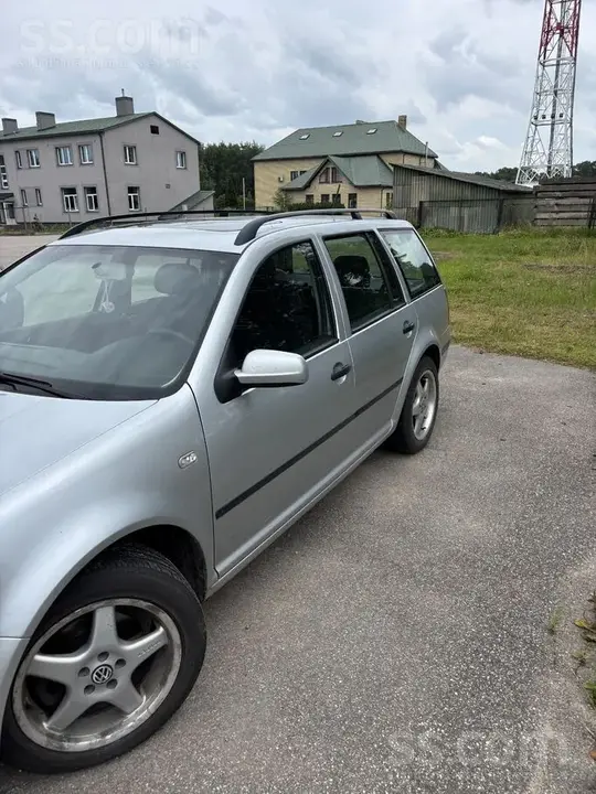 Volkswagen Golf 4 2001 photo 2