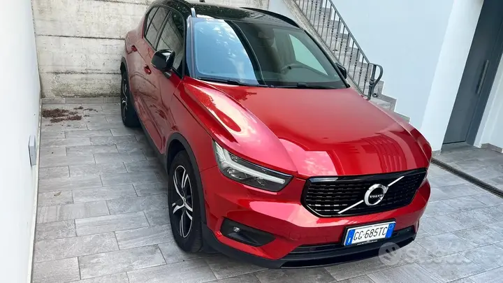 Volvo Xc40 2022 photo 2