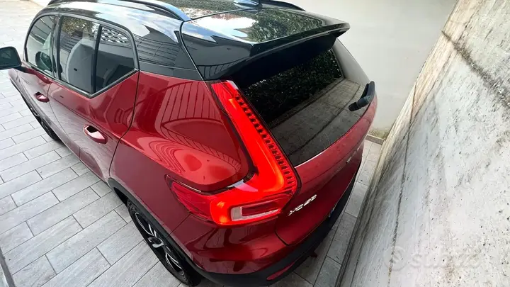Volvo Xc40 2022 photo 3