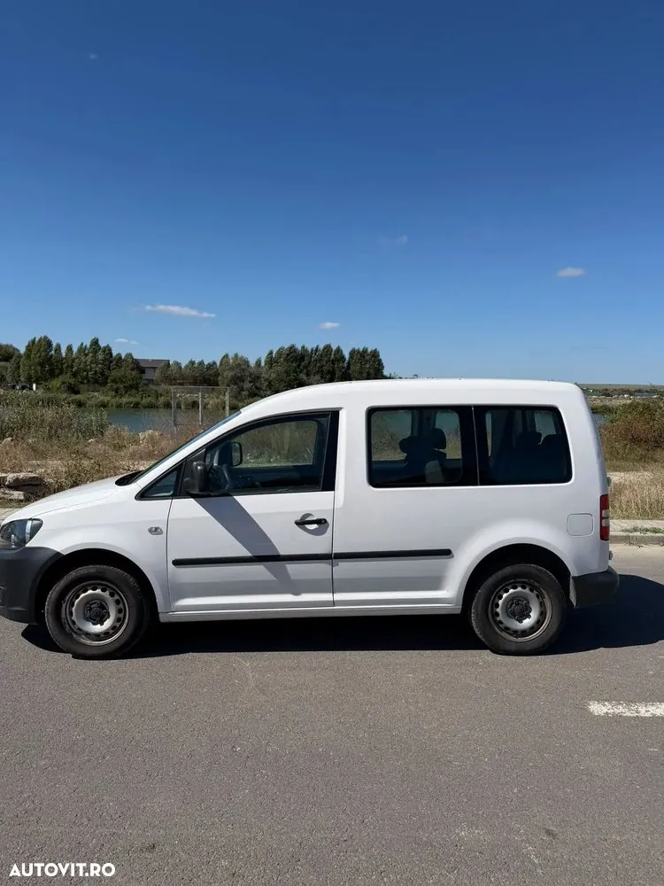 Volkswagen Caddy 2013 photo 2