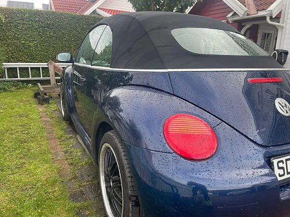 Volkswagen New Beetle 2004 photo 4