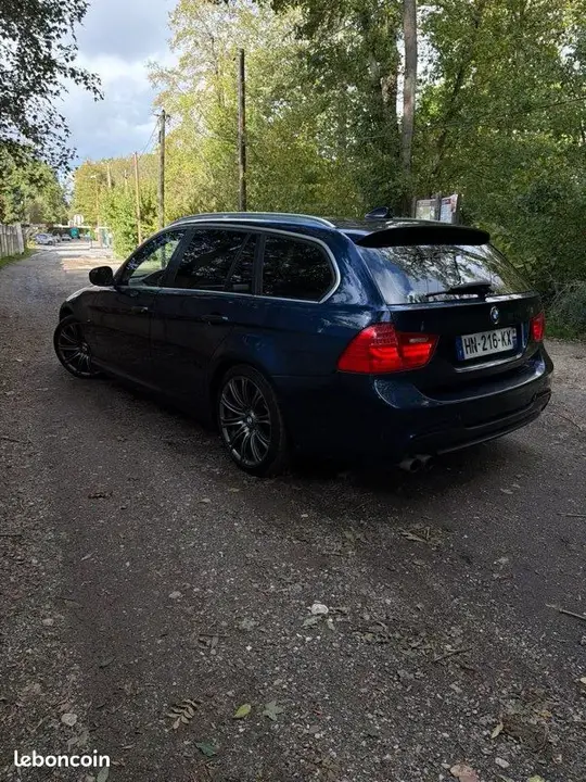 BMW 330D 2010 photo 3