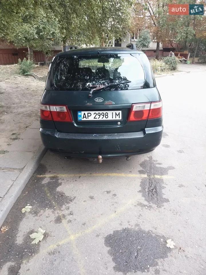 Kia Carens 2005 photo 2