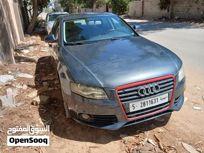 Audi A4 2010 photo 4