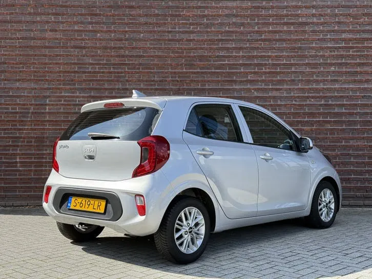 Kia Picanto 2023 photo 2