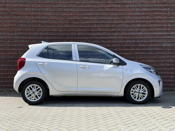 Kia Picanto 2023 photo 3