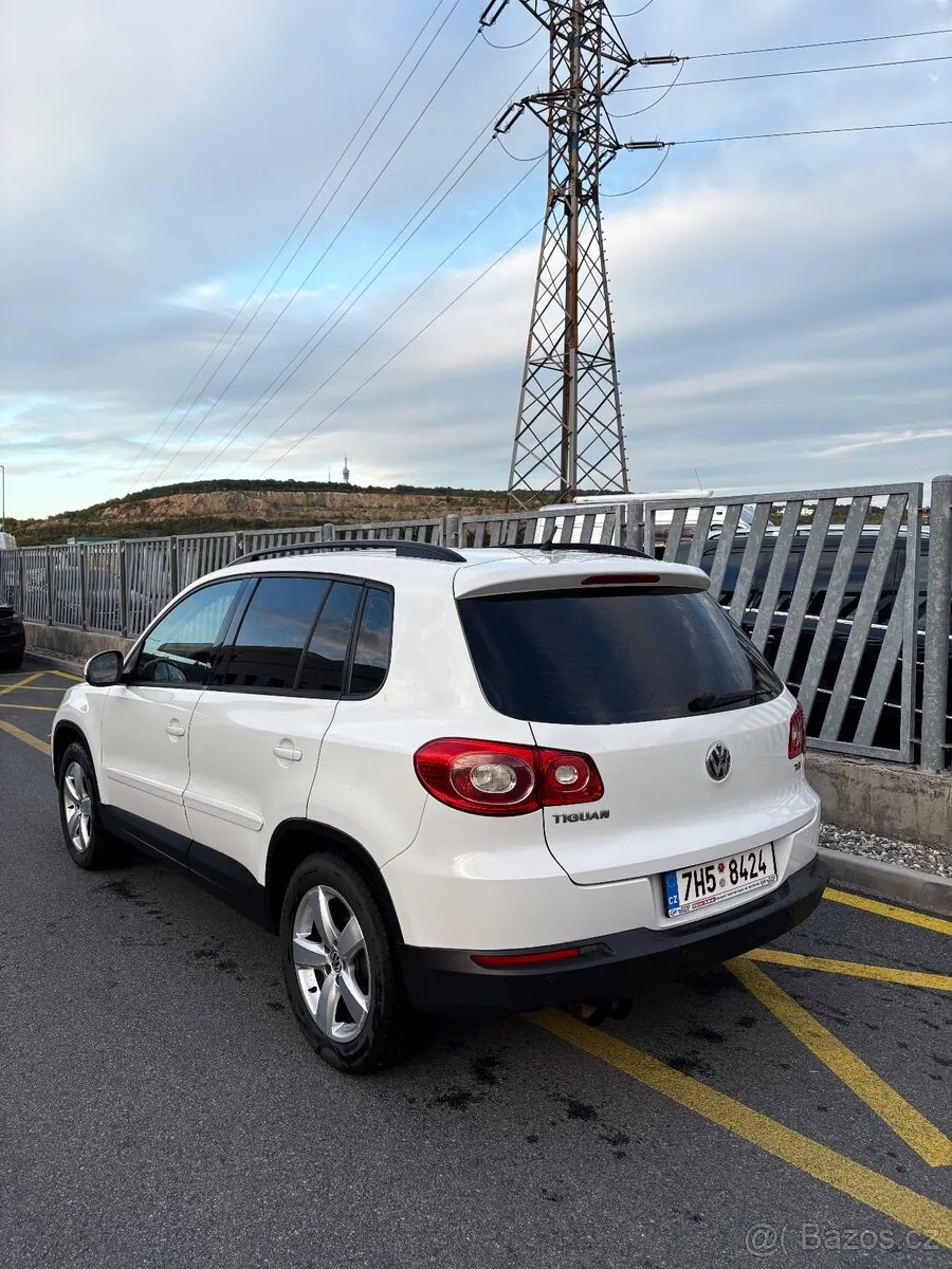 Volkswagen Tiguan 2008 photo 4
