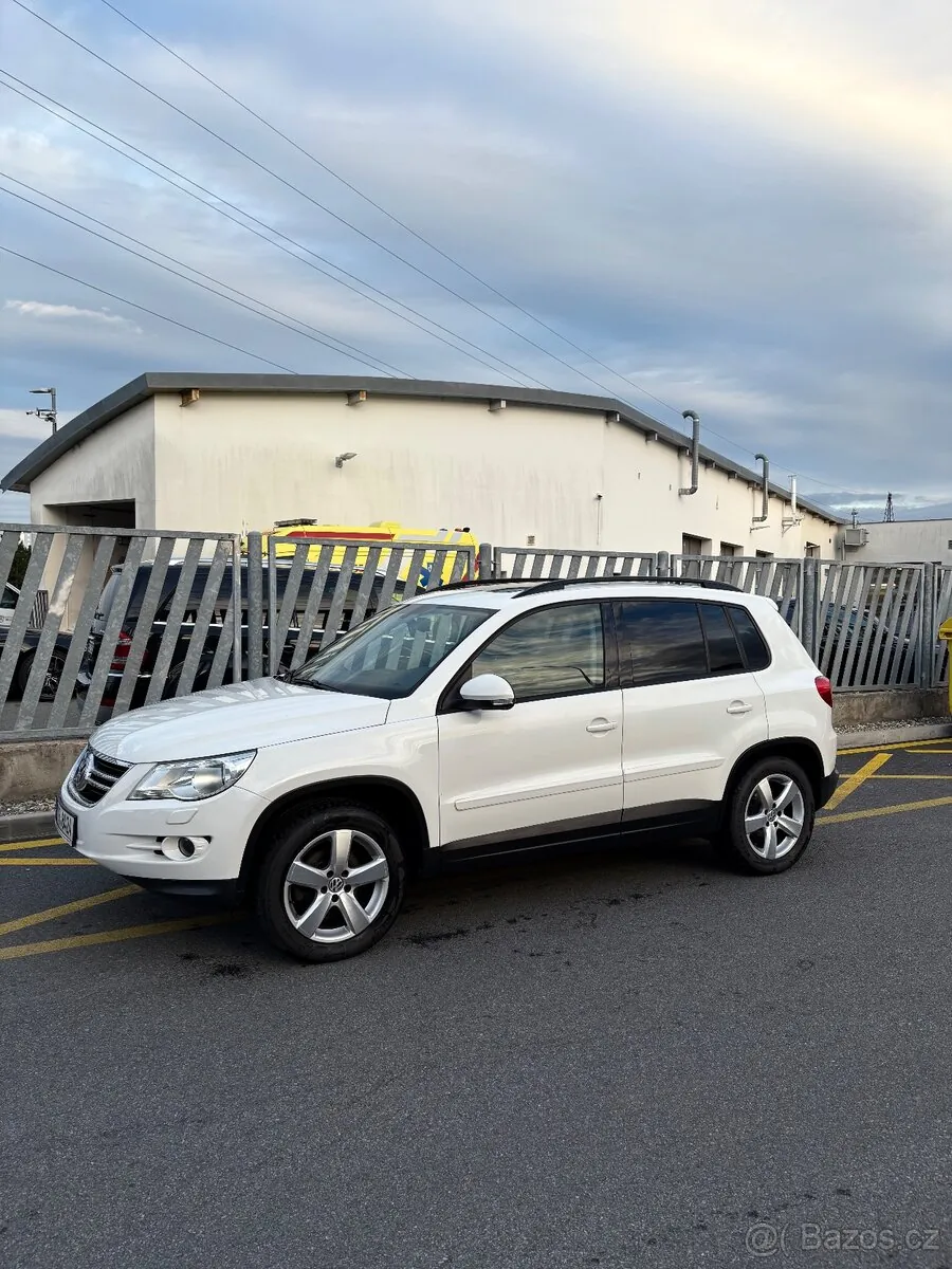 Volkswagen Tiguan 2008 photo 3