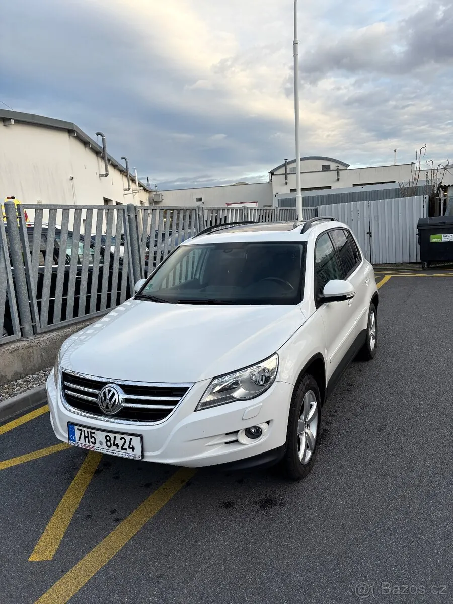 Volkswagen Tiguan 2008 photo 2