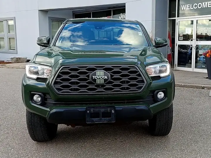 Toyota Tacoma 2021 photo 3