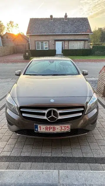 Mercedes-Benz A 180