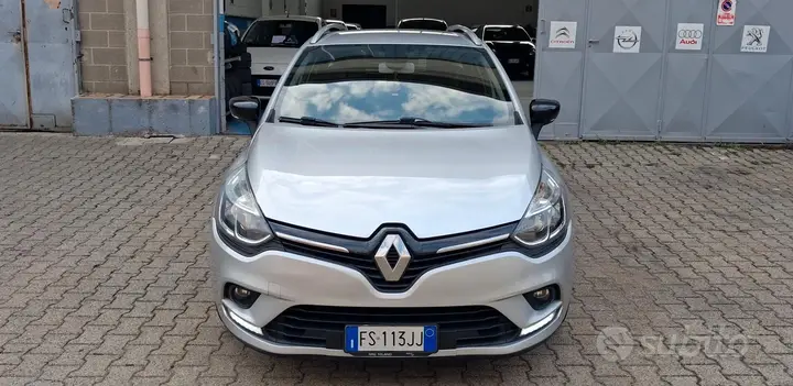 Renault Clio 2018 photo 2