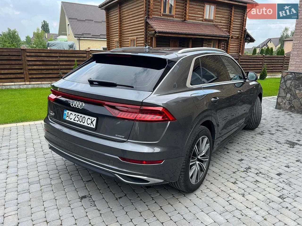 Audi Q8 2019 photo 5
