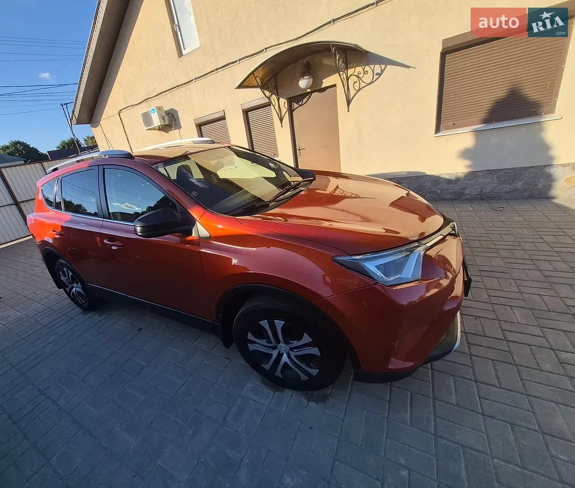 Toyota Rav4 2016 photo 3