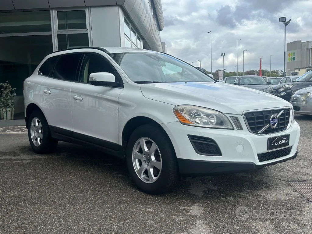 Volvo Xc60 2012 photo 2
