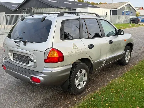 Hyundai Santa Fe 2004 photo 5
