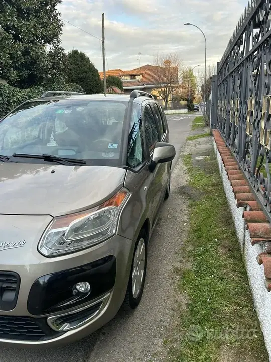 Citroen C3 Picasso 2012 photo 3