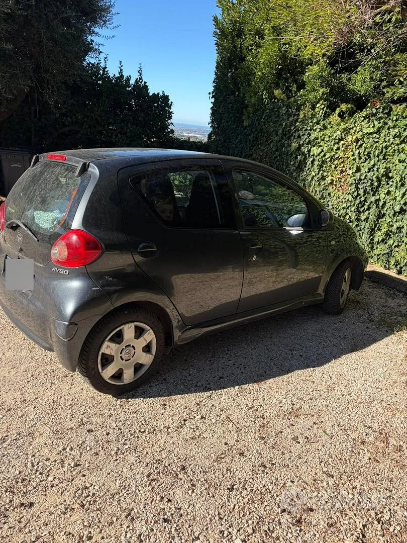 Toyota Aygo 2006 photo 2