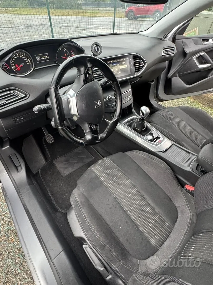 Peugeot 308 2016 photo 4