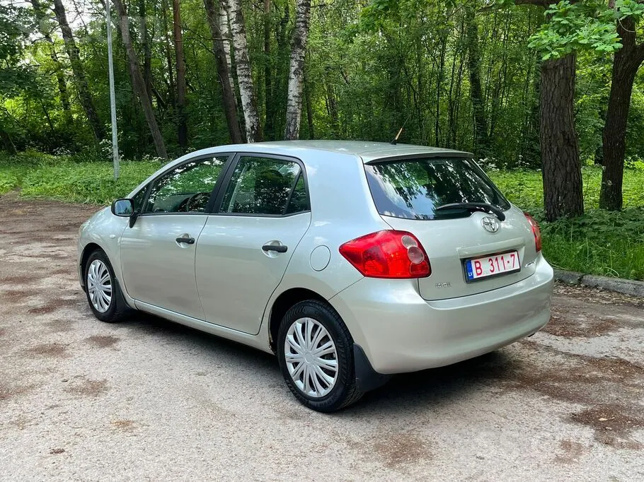 Toyota Auris 2007 photo 3