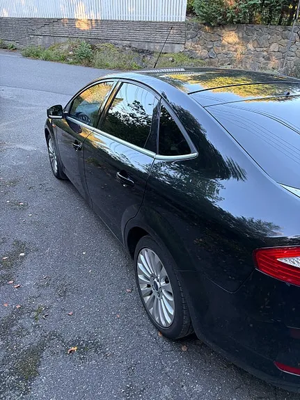 Ford Mondeo 2010 photo 4