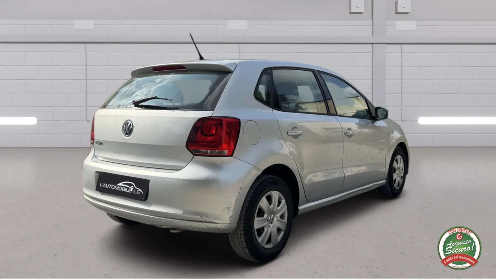 Volkswagen Polo 2010 photo 2