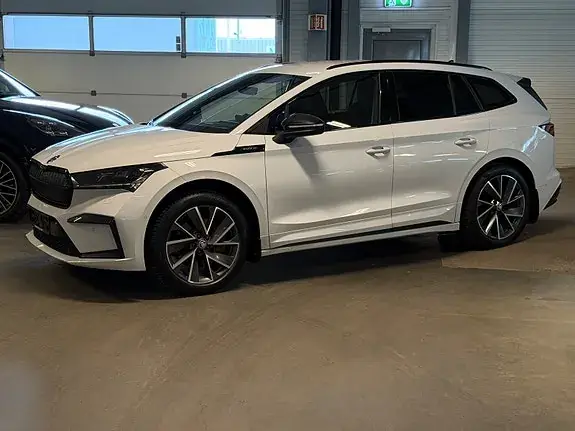 Skoda Enyaq 2022 photo 4
