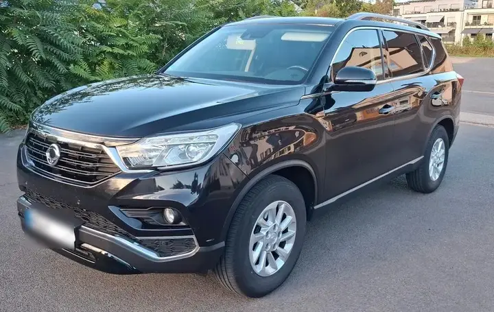KG Mobility Rexton