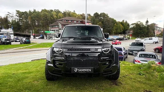 Land Rover Defender 110 2026 photo 3