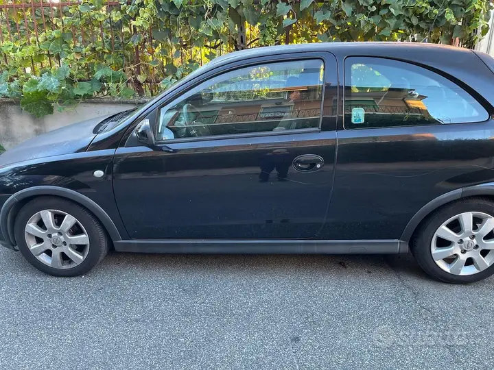 Opel Corsa 2006 photo 2