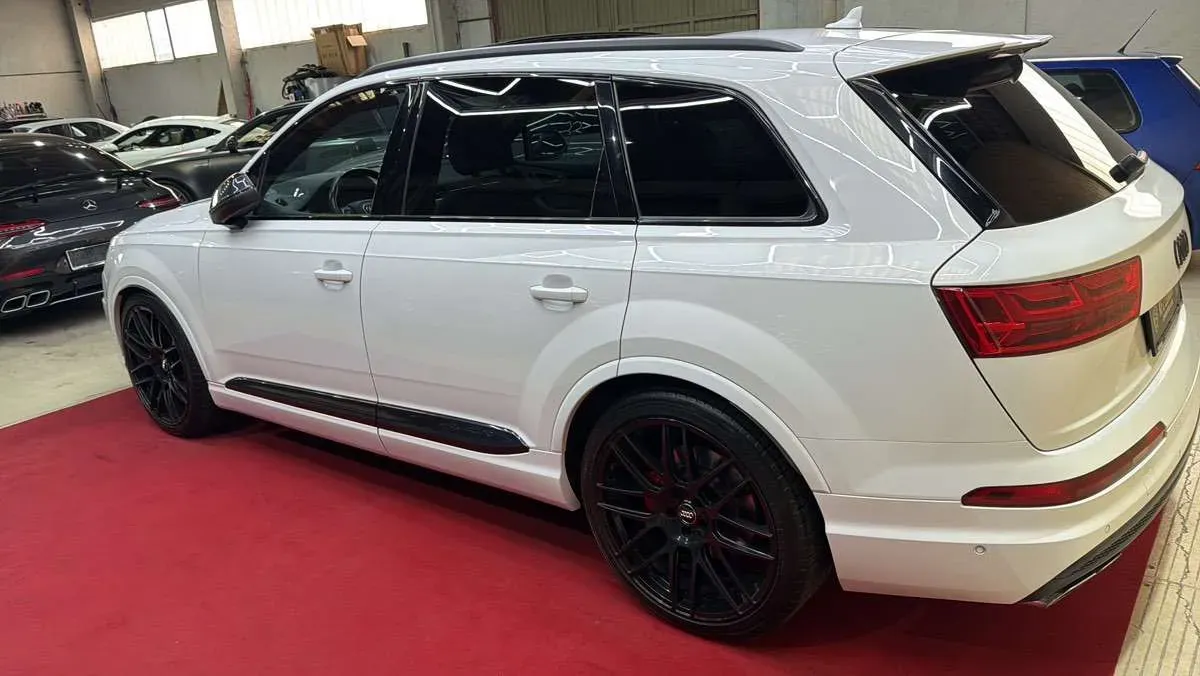 Audi Q7 2017 photo 3