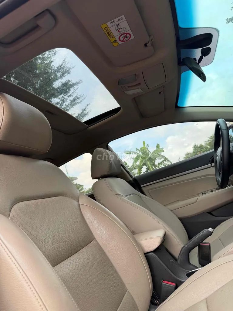 Hyundai Elantra 2019 photo 3