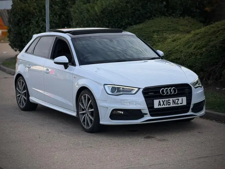 Audi A3 2016 photo 3
