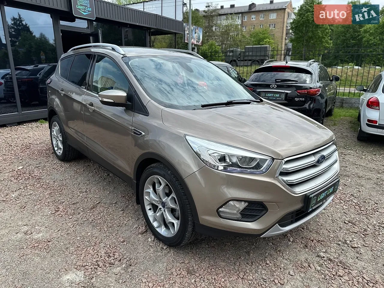 Ford Kuga 2019 photo 2
