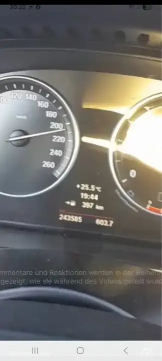 BMW 5 Series 2011 photo 2
