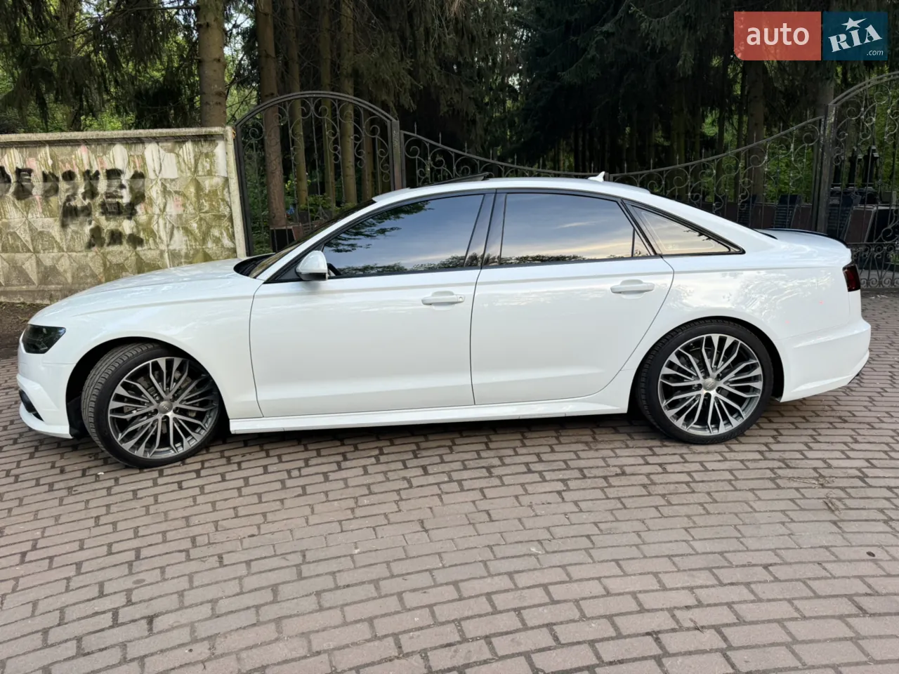 Audi A6 2017 photo 3