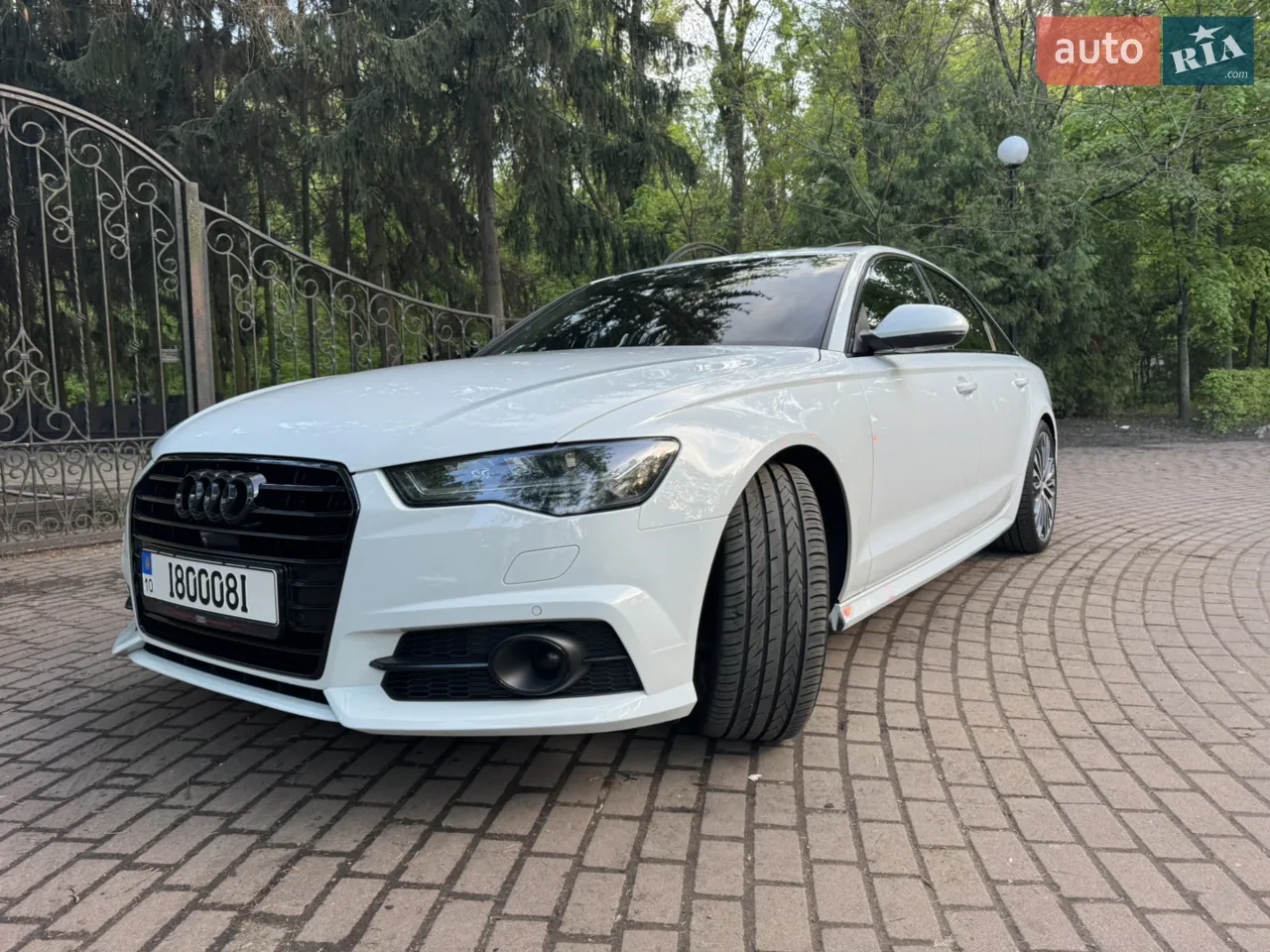 Audi A6 2017 photo 2