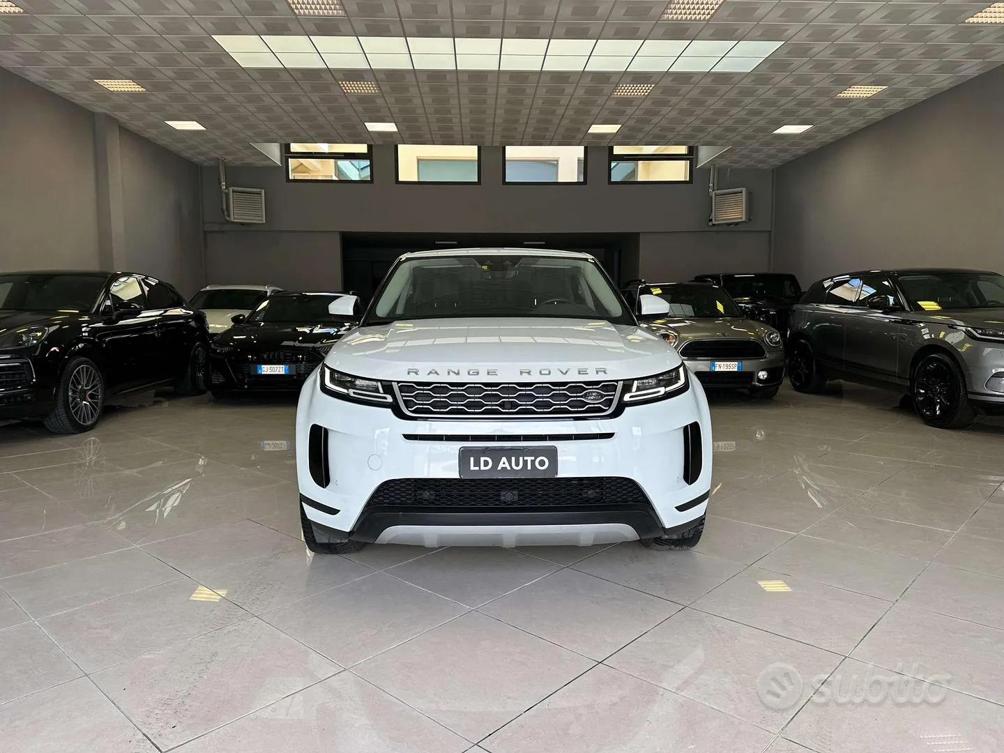 Land Rover Range Rover Evoque 2020 photo 2