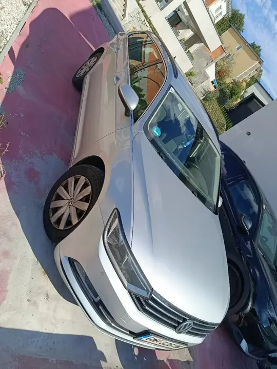 Volkswagen Passat 2017 photo 2