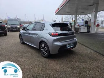 Peugeot 208 2023 photo 3