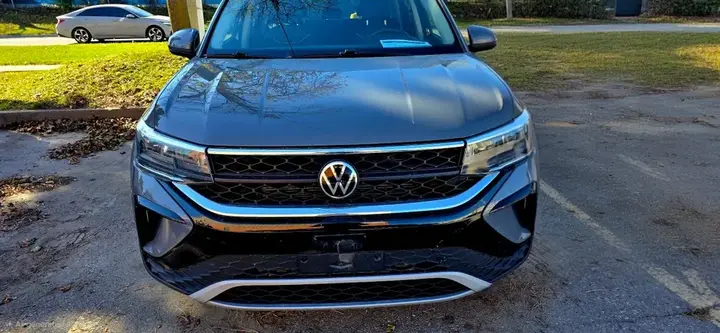 Volkswagen Taos 2024 photo 2