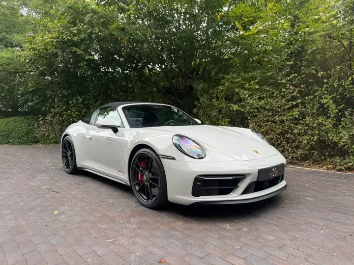 Porsche 911 2022 photo 3